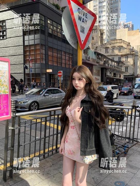 在无圣光的氛围中，探索Bambi(밤비)[Loozy]S-Bambi(밤비)的写真合集之美.txt