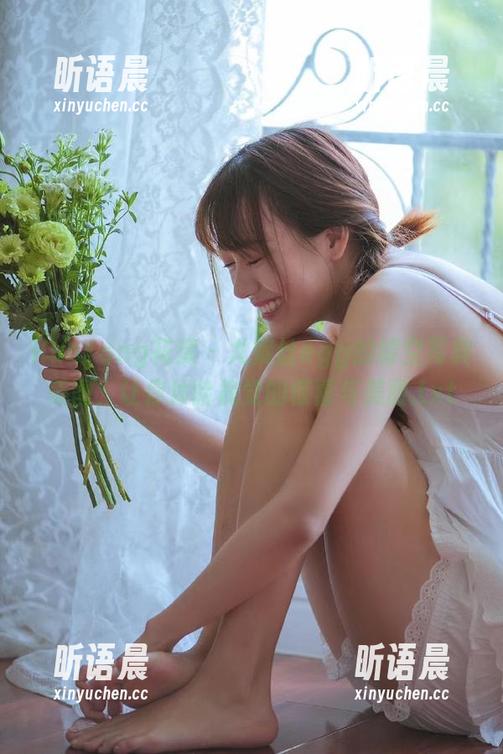 HuaYang花漾 - 尤妮丝egg的镂空写真美图，让你体验视觉的惊喜与美丽.txt