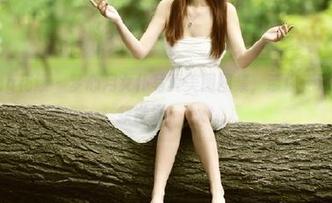 HuaYang花漾 – 梦心月女仆写真美图图集，带你走进梦幻的清新世界！.txt