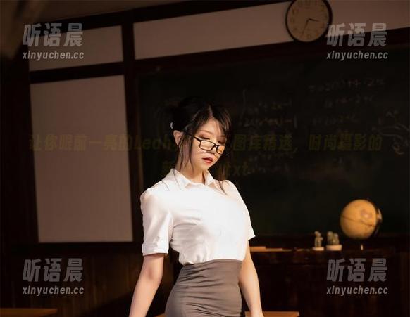 Leah梓未 让你眼前一亮的Leah梓未女王图库精选,时尚摄影的新境界!.txt