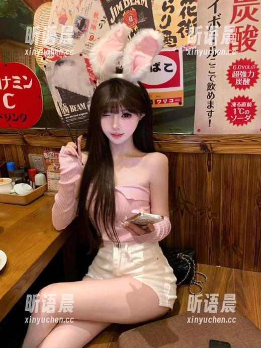 MFStar模范学院 - 探索噜噜妞儿的婚纱之美：私拍图包带你领略不一样的梦幻瞬间.txt