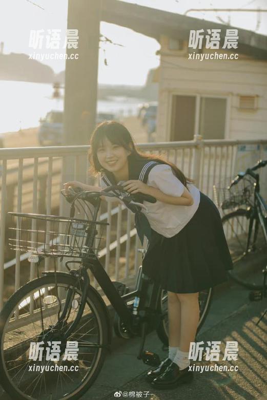 MFStar模范学院 - 夏瑶baby的粉色旅程：高清图册打开艺术与现实的门扉.txt
