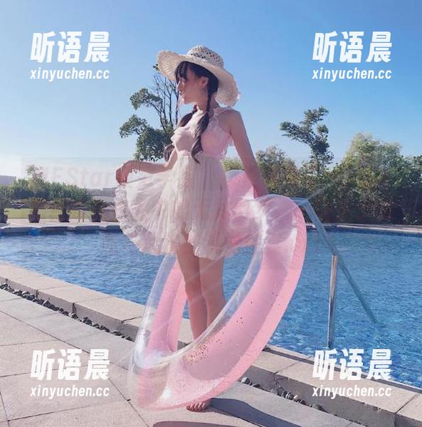 MFStar模范学院 - 探索糯美子Mini高跟鞋写真作品中的无尽幻梦，一场关于优雅与风格的视觉盛宴.txt