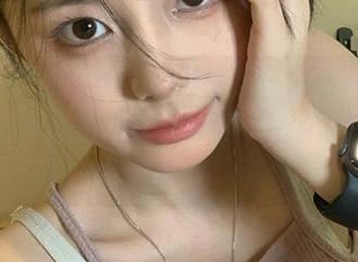 MiStar魅妍社 – 撇开平凡，小乔Joyi高跟鞋写真美图让你领略不一样的时尚潮流与态度！.txt