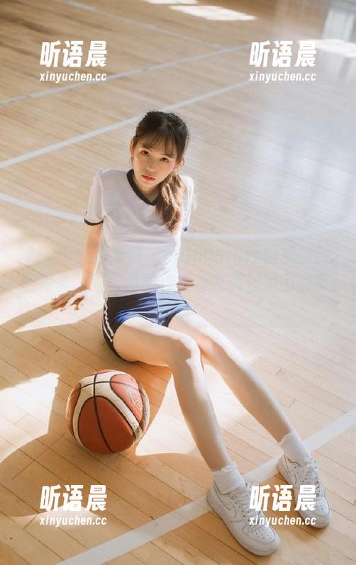MyGirl美媛馆 - Manuela玛鲁娜的校园写真之路：每幅作品都在讲述她的故事.txt