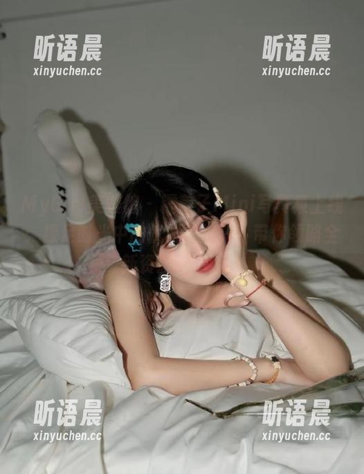 MyGirl美媛馆 - 糯美子Mini写真集上线：裸足时光中的优雅与纯真，带你领略全新资源魅力.txt