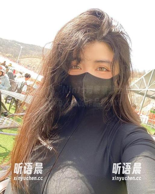 NinJa阿寨寨 从医院到时尚,NinJa阿寨寨护士图包中那些不为人知的作品!.txt