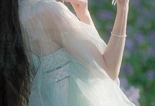 SIEE丝意 – 在佩佩教室，分享她的美图秘籍，释放创作的无限可能.txt