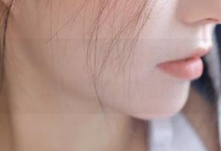 SLADY猎女神 – 妮小妖黑丝定制图集，让你领略别样的时尚风格.txt