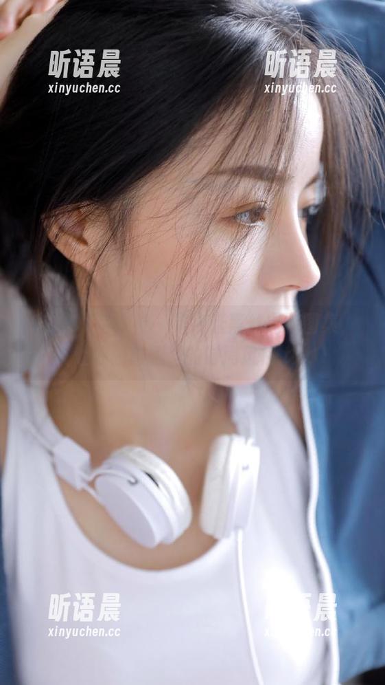 SLADY猎女神 - 妮小妖黑丝定制图集，让你领略别样的时尚风格.txt