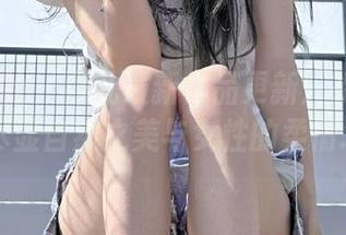 SSA丝社 – 可儿最新作品更新：裸足写真，尽显自然之美与女性的柔情.txt