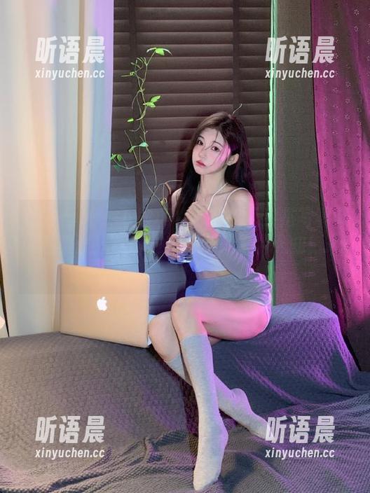 SSA丝社 - 下载小竹的纯欲风穿搭写真集，结果让我意识到自己对风格的无知！.txt