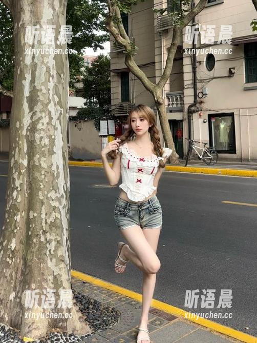 TGOD推女神 - 走进于姬Una的日常生活，领略她写真图库中的风采.txt