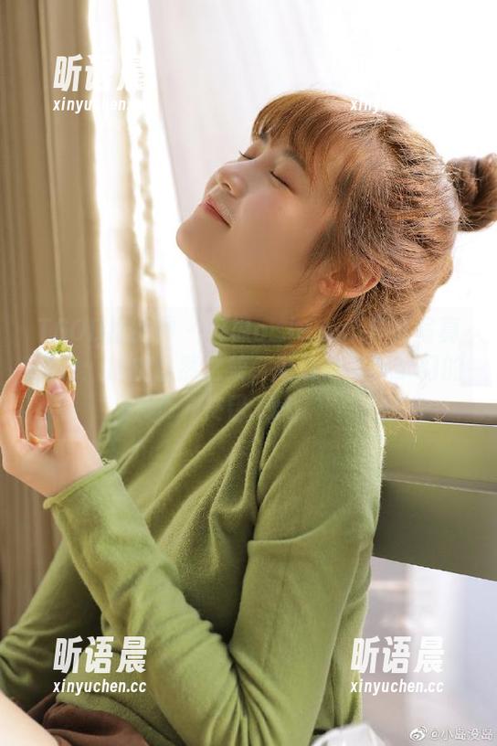 TGOD推女神 - 柠檬c_lemon户外写真图包：捕捉自然之美，展现真实与梦幻的交错.txt