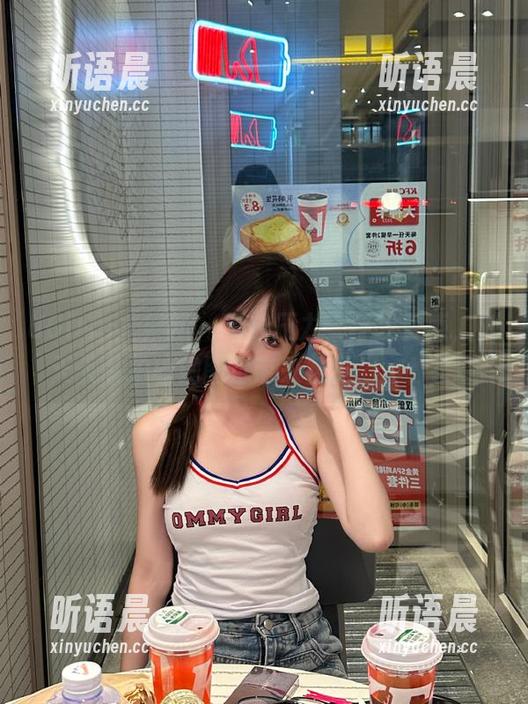 UGirls尤果网-刘天天 UGirls尤果网 - 释放压力,寻找灵感,刘天天私拍瑜伽图包带来视觉盛宴!.txt