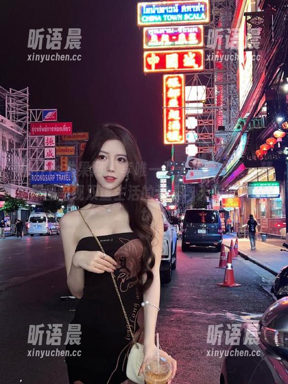 UGirls尤果网 - 李唯一双人写真合集，精美原图呈现双重生活的浪漫与无限可能.txt