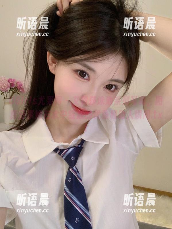 UGirls尤果网-艾霓莎 UGirls尤果网 - 艾霓莎泳池系列写真,图库分享她在水中绽放的优雅和动人瞬间.txt