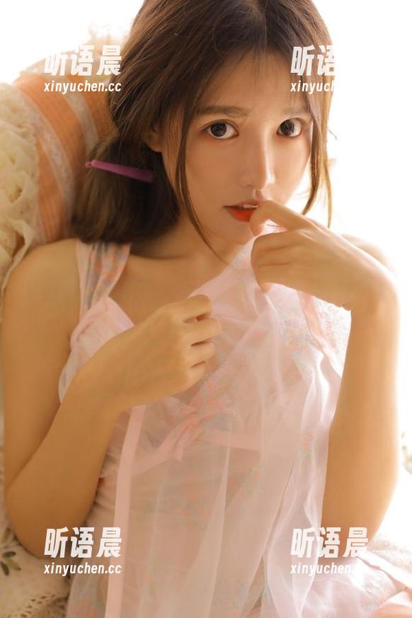 UGirls尤果网 - 在线分享赵伊彤女孩图集，让你的生活瞬间满溢艺术与灵感.txt