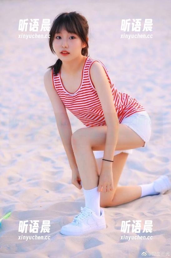 UGirls尤果网 - 探索少女赵颖儿的摄影艺术，精美套图作品大公开.txt
