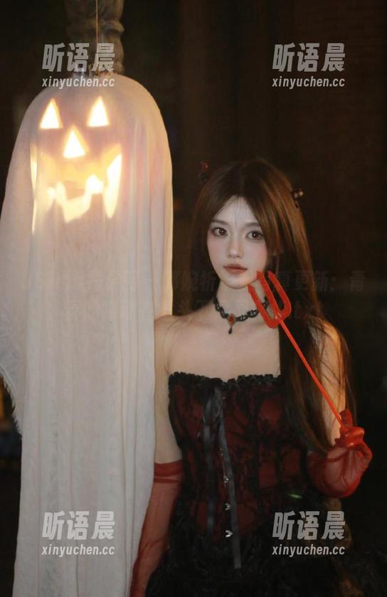 UGirls尤果网 - 郭婉祈学姐写真更新：青春的律动在镜头下尽显芳华.txt
