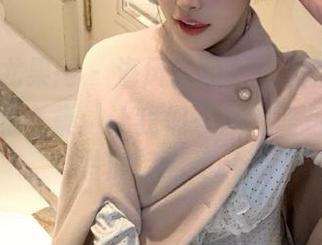 UGirls尤果网 – 海风拂面，陈雅漫的海边写真作品合集：让我们一起领略每一幅图片的诗意.txt