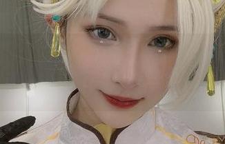 Vams子豹纹写真合集：在各种光影交织中发现自我，展现独特风格.txt