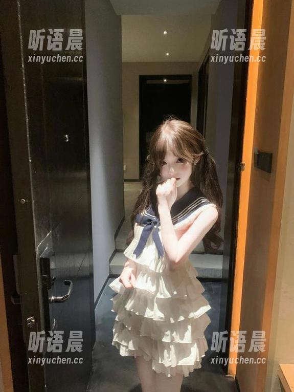 XIAOYU语画界 - 在线领略杨紫嫣的白色魅力，高清写真带你感受别样的视觉享受！.txt