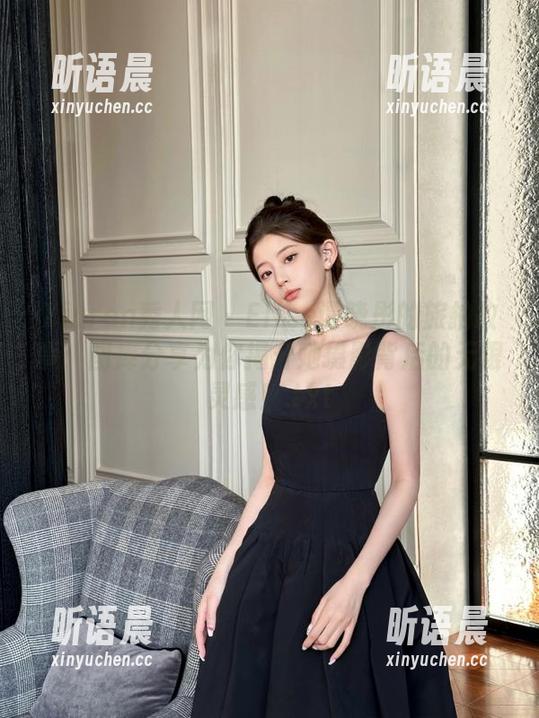 Xiuren秀人网-Elise谭晓彤 Xiuren秀人网 - Elise谭晓彤的旅拍故事:图库分享为你揭开她摄影背后的无限灵感!.txt