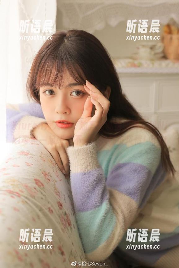 Xiuren秀人网 - 油亮的私房美图，跟Niki可雅一起感受不一样的都市风情！.txt