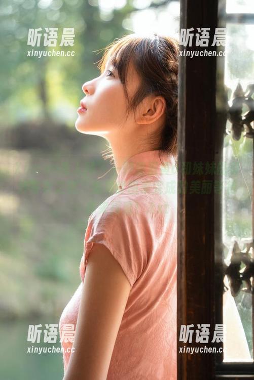 Xiuren秀人网 - 一颗甜蛋黄a和妹妹的奇妙写真之旅，免费套图未完成的美丽等待你来探索！.txt