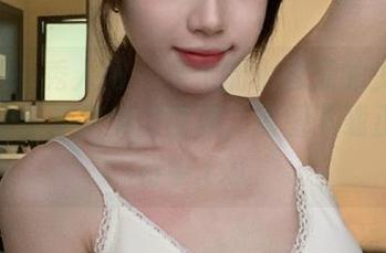 Xiuren秀人网 – 会飞的小虎牙的少女写真，带你走入梦幻世界，原图下载正在进行中.txt