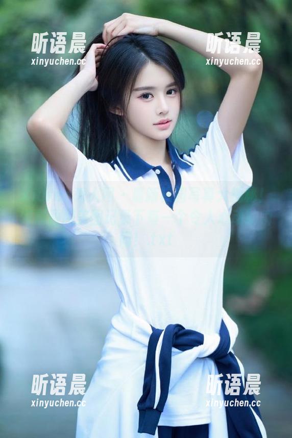 Xiuren秀人网-何嘉颖 Xiuren秀人网 - 最新校园写真大揭秘!何嘉颖用美图记录下每一个令人心动的瞬间!.txt