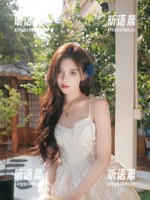 Xiuren秀人网-叶梦轩 Xiuren秀人网 - 定制专属蕾丝写真,叶梦轩为你打造深藏心底的美丽故事!.txt