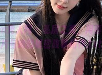 Xiuren秀人网 – 私房之美，周慕汐的图片与她的秘密故事相伴.txt