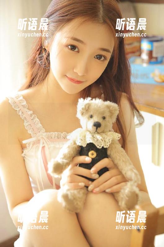 Xiuren秀人网 - 美图鉴赏：周慕汐baby温柔风格写真套图，带你体验纯净之美.txt