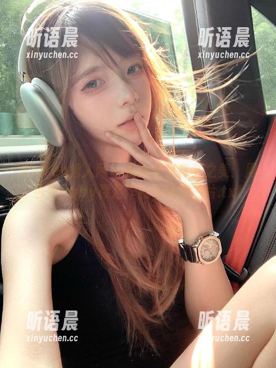 Xiuren秀人网-周慕汐baby Xiuren秀人网 - 重新定义自然之美:周慕汐baby裸足作品与诗意图片.txt