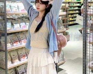 Xiuren秀人网 – 夏诗诗Sally美足图包大揭秘，超唯美合集尽显她的时尚与优雅！.txt