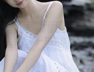 Xiuren秀人网 – 夏馨瑶的居家作品展示：捕捉生活每一刻的珍贵资源.txt