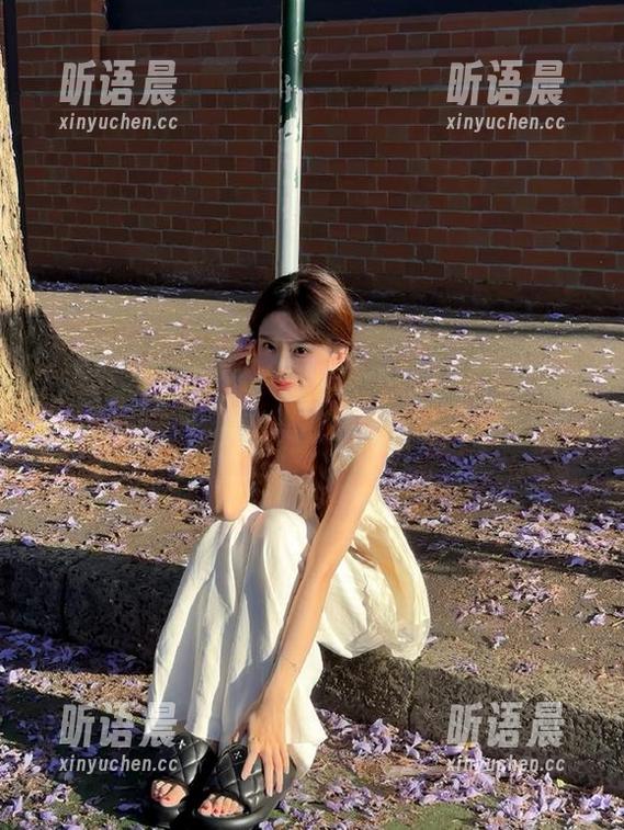 Xiuren秀人网 - 领略大美妞儿黑丝的魅力，最新美图图包火热发布！.txt