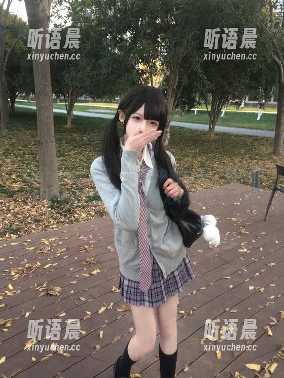 Xiuren秀人网-奶芙乔乔 Xiuren秀人网 - 浴室中的女神:奶芙乔乔独特套图分享,让人心动不已!.txt