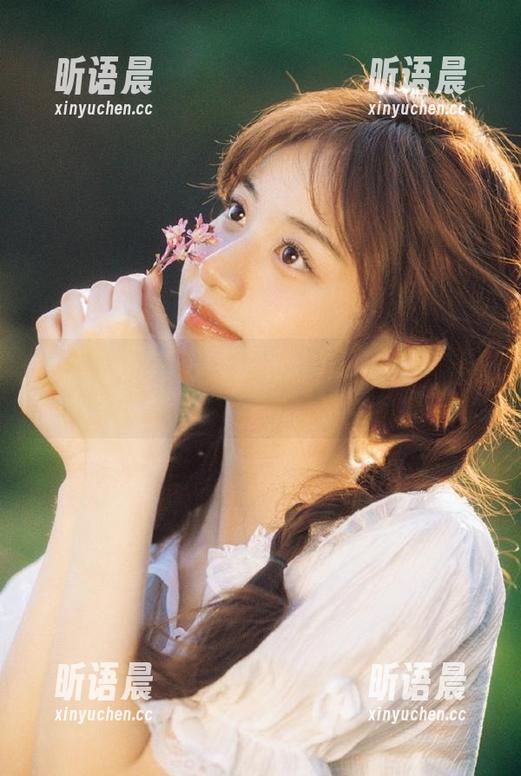 Xiuren秀人网-娜娜子呀 Xiuren秀人网 - 娜娜子呀的校服写真原图发布,精彩图包一次性分享给你.txt