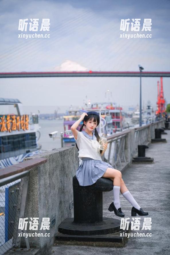 Xiuren秀人网 - 安妮Tess的私拍系列，原图分享带你领略不一样的秘书风情！.txt