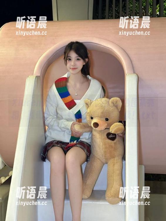 Xiuren秀人网 - 李可儿全新粉色图集亮相，展现少女独特魅力的最新记录！.txt
