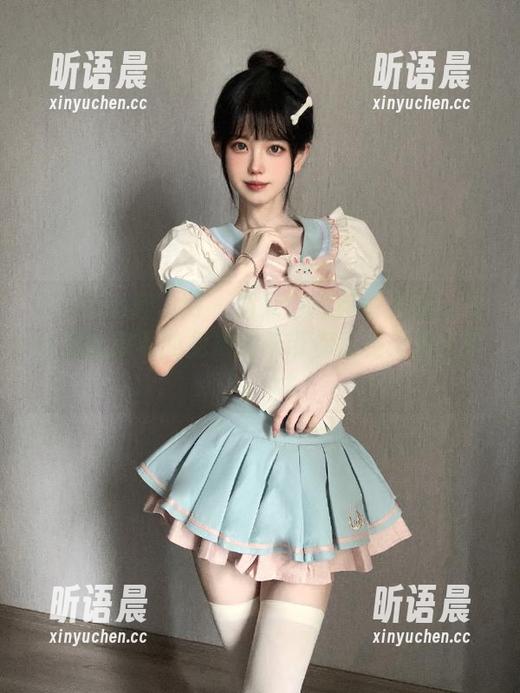 Xiuren秀人网-汐汐爱吃草莓 Xiuren秀人网 - 浴缸中的自由灵魂:汐汐爱吃草莓的免费图册带你感受无拘无束!.txt