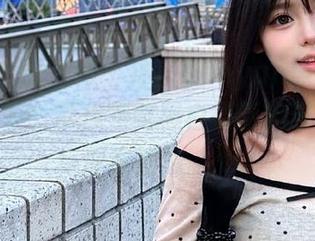 Xiuren秀人网 – 沐言yanyan黑白图包重磅分享，带你领略黑白摄影的艺术奥妙与深邃情感。.txt
