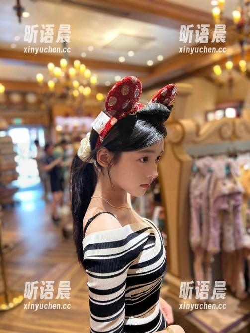 Xiuren秀人网 - 免费下载熊小诺女王作品，感受不一样的艺术气息！.txt