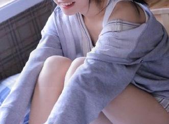 Xiuren秀人网 – 甜美白兔西希短裙风情，美图图包带你领略可爱时刻！.txt