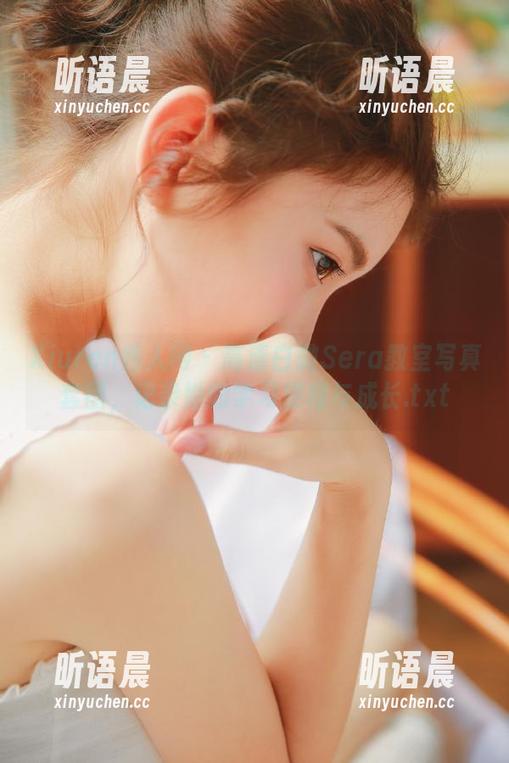 Xiuren秀人网 - 高清白微Sera教室写真套图，记录她的学习旅程与成长.txt