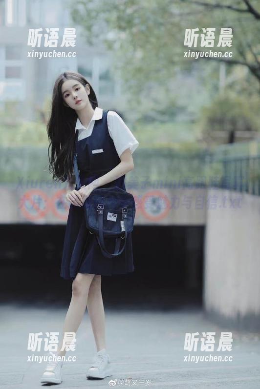 Xiuren秀人网-糯美子mini Xiuren秀人网 - 糯美子mini高跟鞋写真大片:在精致图片中感受魅力与自信.txt