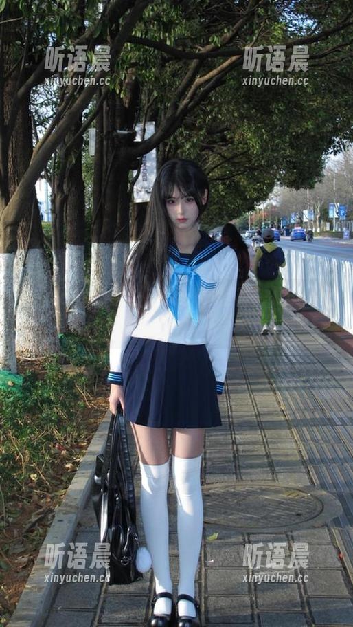Xiuren秀人网 - 一场视觉盛宴：谭小灵肉丝写真作品可下载，艺术与美相伴.txt